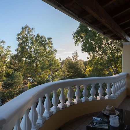 Stefanias Appartments Agios Matthaios  Exterior photo